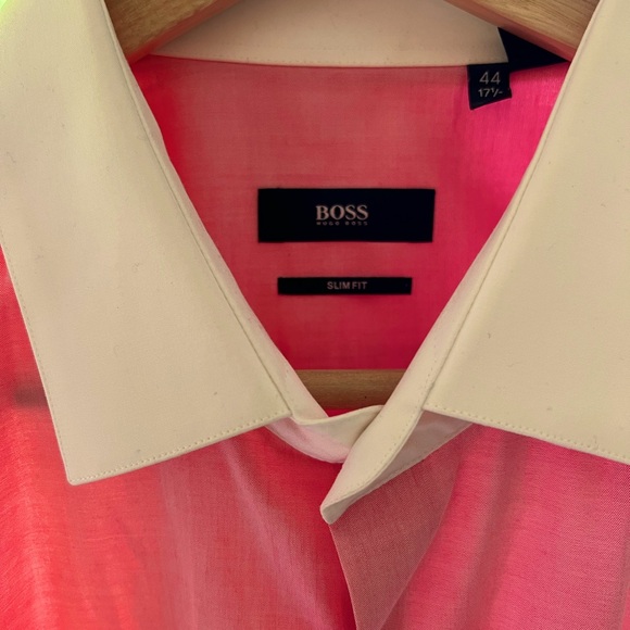 Hugo Boss Salmon Dress Shirt for Summer - Picture 4 of 8